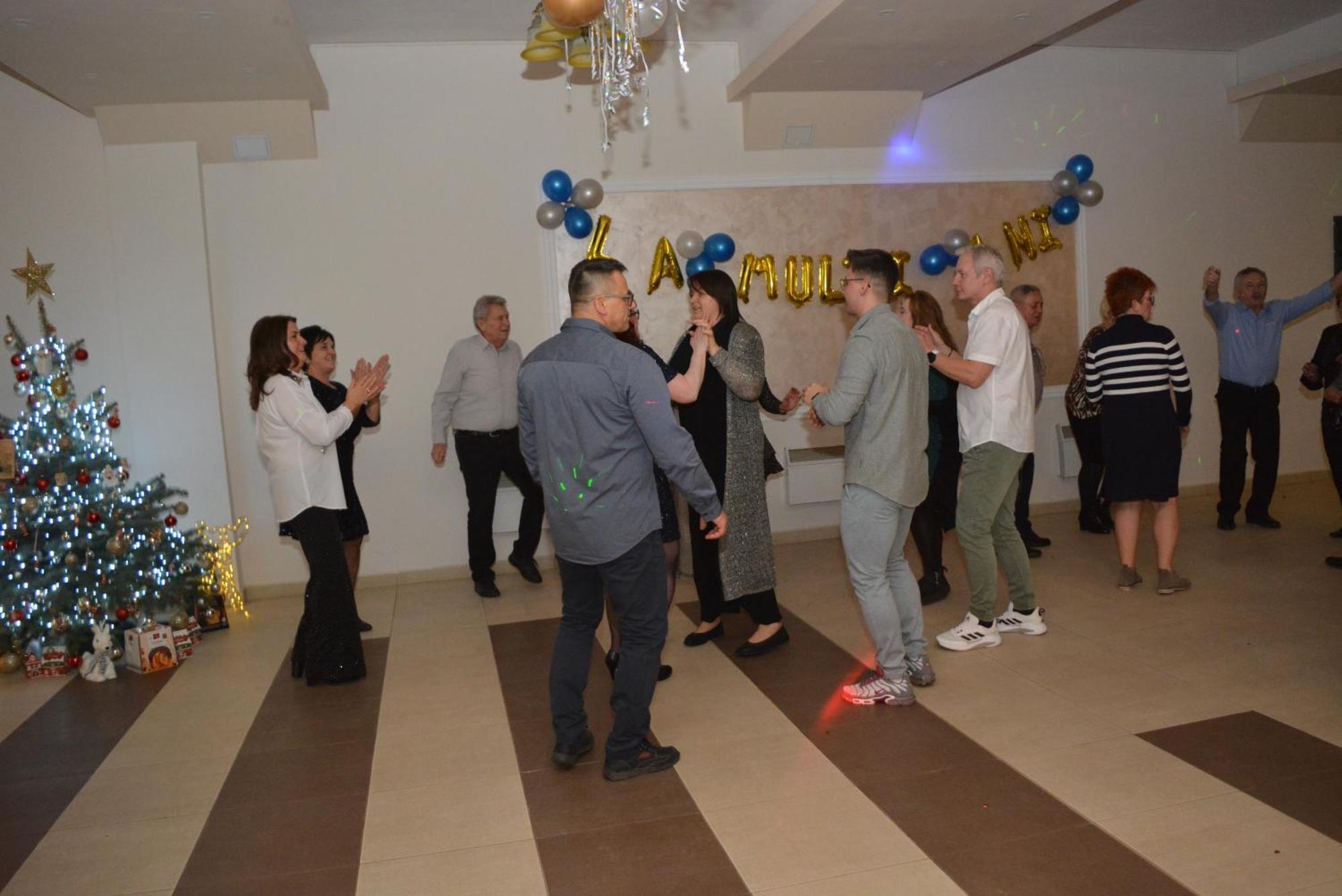 Pensiunea Popasul Ursilor Chiscau Zewnętrze zdjęcie
